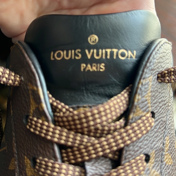Authentic Louis Vuitton Luxembourg Sneaker - Picture 7 of 11